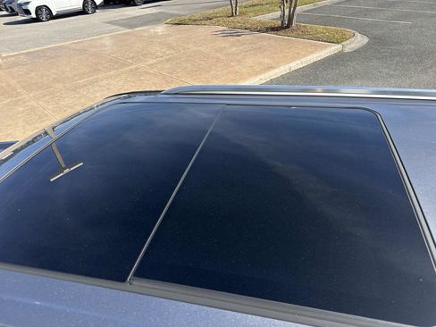 Used 2021 GMC Yukon Denali image 11