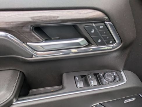Used 2023 Chevrolet Silverado 1500 LTZ AWD/4WD image 10