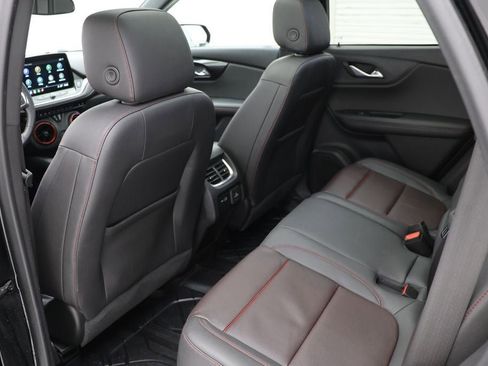 Used 2023 Chevrolet Blazer RS w/ Enhanced Convenience Package image 11