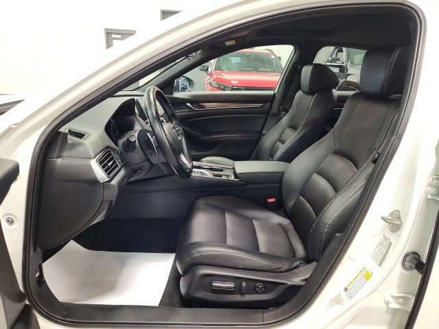 Used 2020 Honda Accord Sport image 12