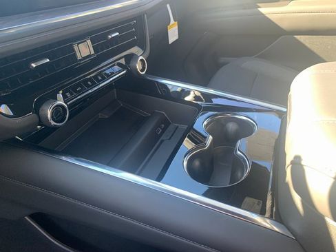 New 2026 Chevrolet Tahoe LS image 10