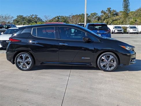 Used 2019 Nissan Leaf SL w/ SL Technology Package image 3