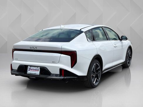 New 2026 Kia K4 GT-Line image 5