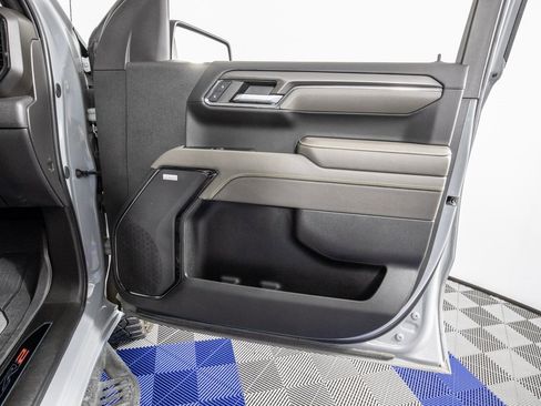 Used 2024 Chevrolet Silverado 1500 ZR2 w/ Technology Package image 12