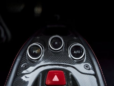 Used 2012 Ferrari 458 Italia Coupe image 59
