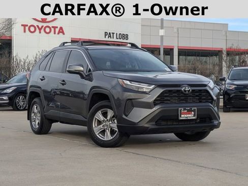 Used 2025 Toyota RAV4 XLE image 2