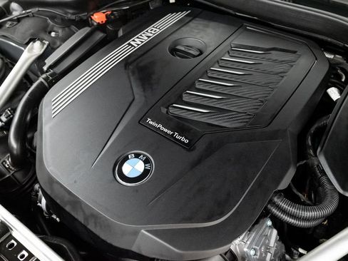Used 2022 BMW 840i xDrive Coupe w/ Driving Assistance Package AWD/4WD image 4