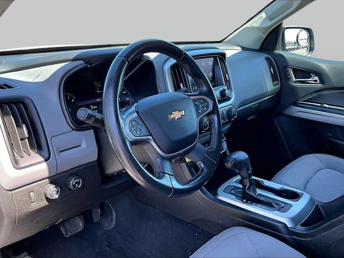 Used 2020 Chevrolet Colorado LT w/ LT Convenience Package AWD/4WD image 10