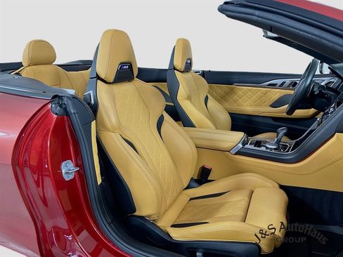 Used 2020 BMW M8 Convertible image 33