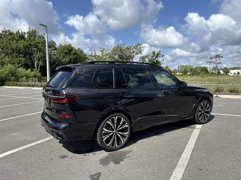 Used 2023 BMW X7 M60i w/ Executive Package AWD/4WD image 3