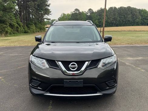 Used 2016 Nissan Rogue SV w/ SV Premium Package AWD/4WD image 3