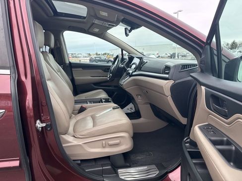 Used 2018 Honda Odyssey EX-L image 38