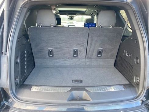 Certified 2023 Chevrolet Tahoe Premier w/ Advanced Technology Package image 23