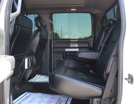 Used 2018 Ford F150 Lariat w/ Equipment Group 502A Luxury AWD/4WD image 12