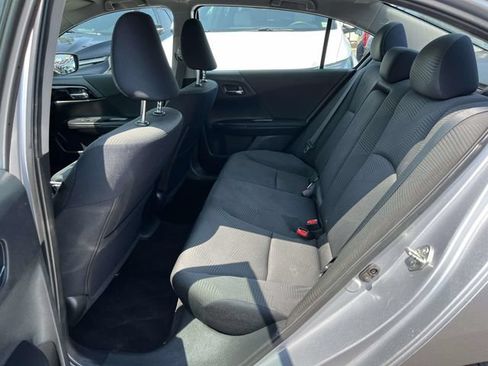 Used 2016 Honda Accord LX image 10