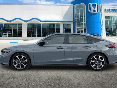 Used 2026 Honda Civic Sport Touring image 2