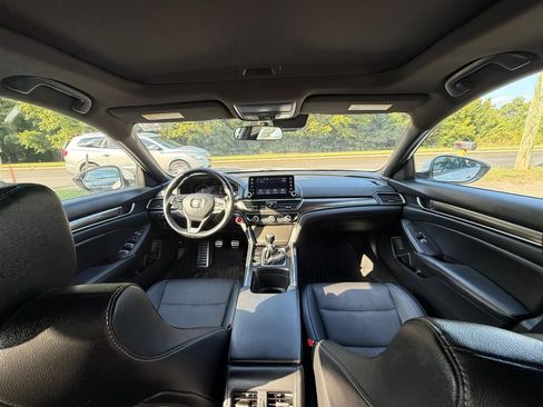 Used 2019 Honda Accord Sport image 22