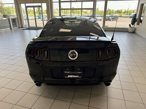 Used 2013 Ford Mustang GT image 7
