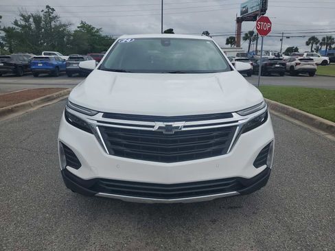 Used 2024 Chevrolet Equinox LT w/ LPO, Floor Liner Package FWD image 9