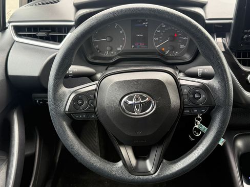 Used 2023 Toyota Corolla LE image 45