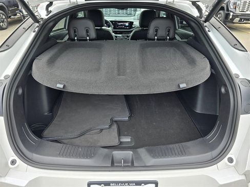 Used 2025 Buick Envista Avenir image 14