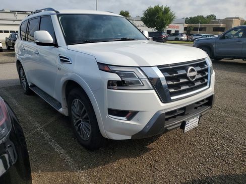 Certified 2021 Nissan Armada SV w/ SV Appearance Package RWD image 21