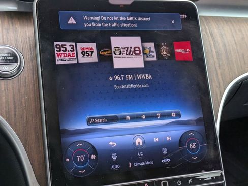 Used 2025 Mercedes-Benz C 300 4MATIC Sedan image 18