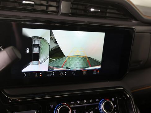 Certified 2025 GMC Sierra 2500 AT4 w/ AT4 Premium Plus Package image 22