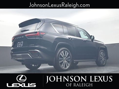 New 2026 Lexus LX 600 4WD w/ Luxury Package image 21