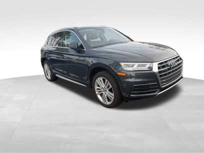Used 2019 Audi Q5 2.0T Premium Plus w/ Premium Plus Package