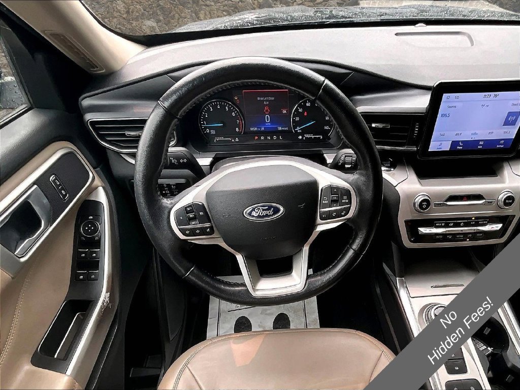Used 2023 Ford Explorer XLT w/ Equipment Group 202A RWD image 5
