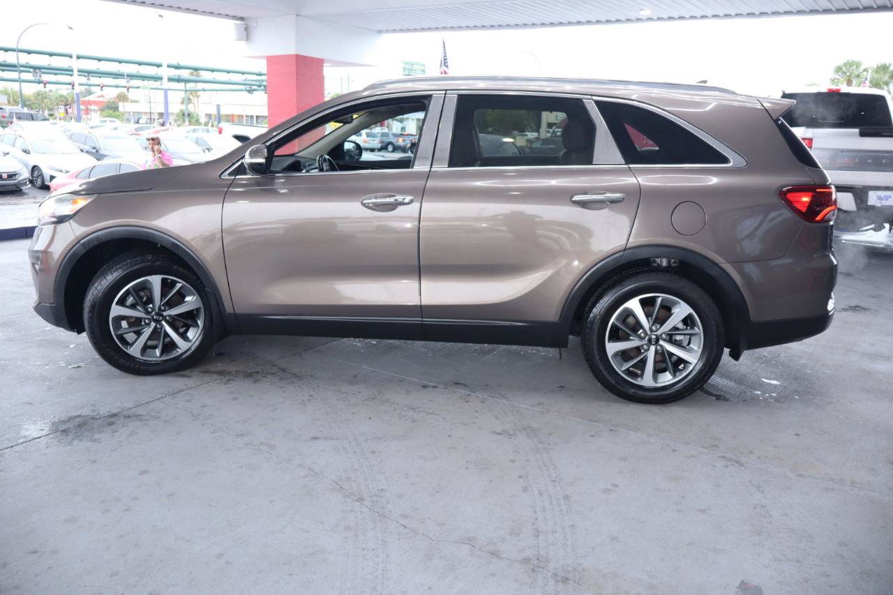 Used 2019 Kia Sorento EX w/ EX Touring Package FWD image 10