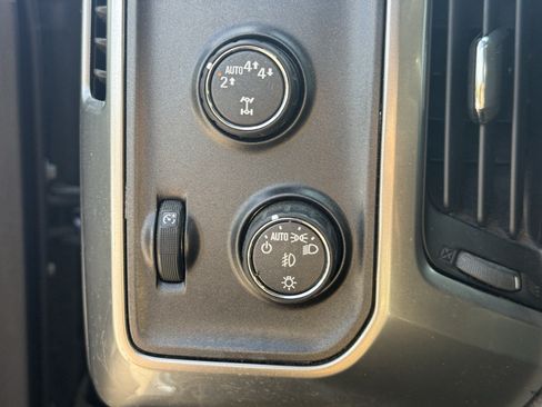 Used 2017 Chevrolet Silverado 1500 LT w/ Texas Edition AWD/4WD image 23
