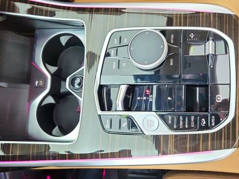 Used 2026 BMW X7 xDrive40i image 52