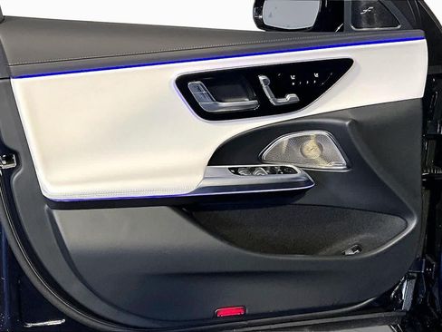 New 2026 Mercedes-Benz E 53 AMG e 4MATIC Sedan image 11