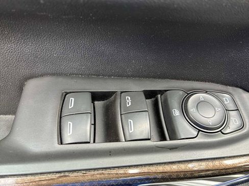 Used 2020 Chevrolet Silverado 1500 LT w/ True North Edition AWD/4WD image 15