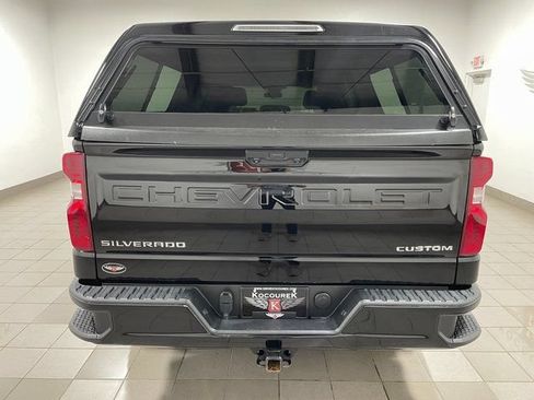 Used 2022 Chevrolet Silverado 1500 Custom Trail Boss AWD/4WD image 5