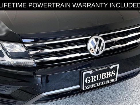 Used 2021 Volkswagen Tiguan SEL AWD/4WD image 36
