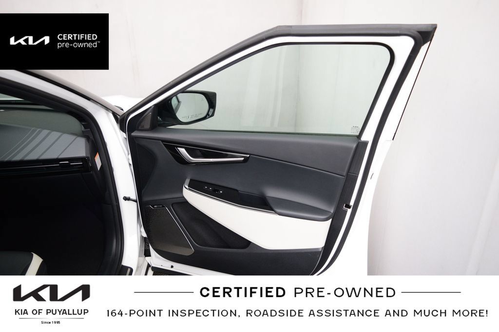 Certified 2024 Kia EV6 GT-Line AWD/4WD image 17
