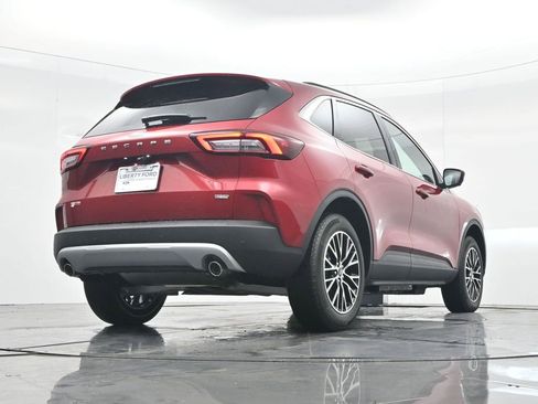 New 2026 Ford Escape SE w/ PHEV Premium Package FWD image 41