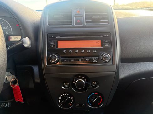 Used 2016 Nissan Versa S Plus FWD image 13