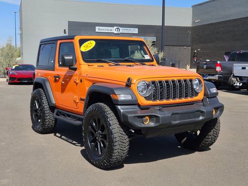 Used 2025 Jeep Wrangler Sport AWD/4WD image 6