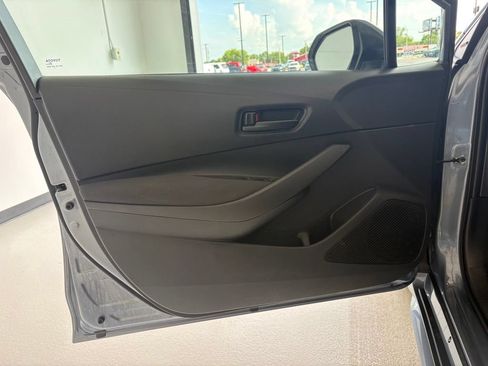 Used 2024 Toyota Corolla LE FWD image 22