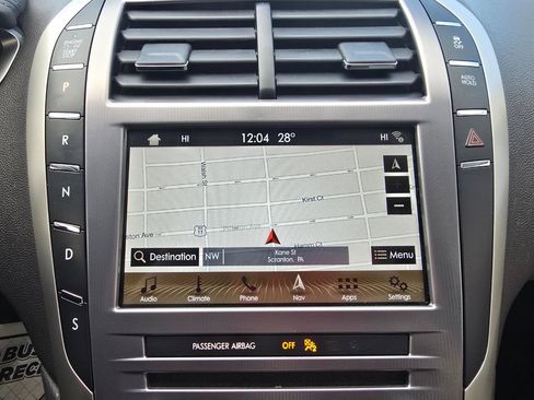 Used 2018 Lincoln MKZ Select w/ Select Plus Package image 11