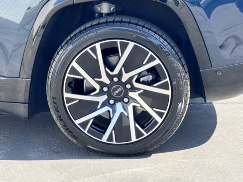 New 2025 Jeep Wagoneer S Limited image 13