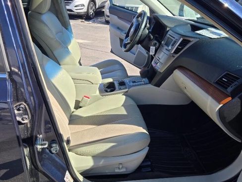 Used 2013 Subaru Outback 2.5i Limited w/ Moonroof Pkg image 16