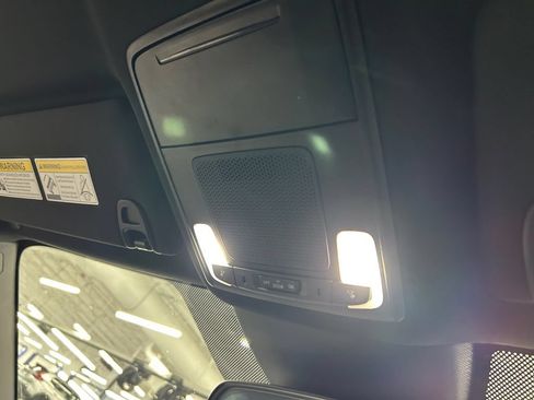 Certified 2023 Honda Pilot Sport image 18