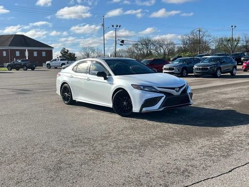 Used 2022 Toyota Camry XSE w/ Navigation Package image 2