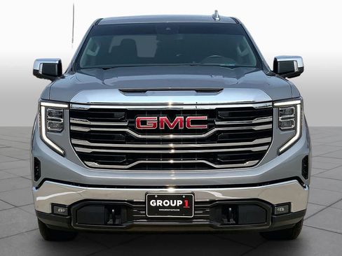 Used 2025 GMC Sierra 1500 SLT RWD image 4