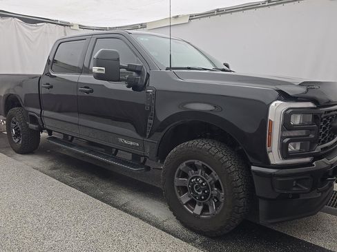Used 2024 Ford F250 Lariat w/ Lariat Ultimate Package AWD/4WD image 3
